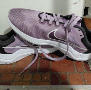 Nike Women's Lavender Sneakers
